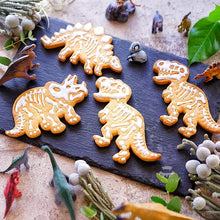 Load image into Gallery viewer, 6-piece Set 3D Dinosaur Biscuit Mold Cutter [Aint no cookies without a Dinosaur Mold!] - Tiny T-Rex Hands